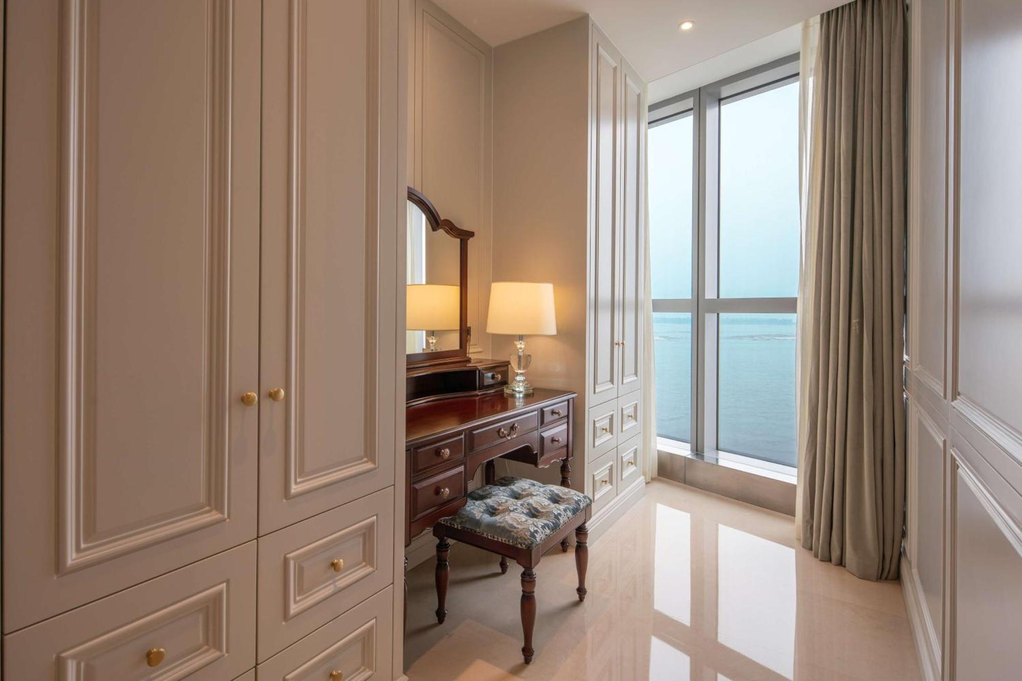Hilton Brazzaville Les Tours Jumelles Hotel & Residences Экстерьер фото